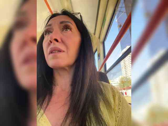 Karolina_Milf webcam