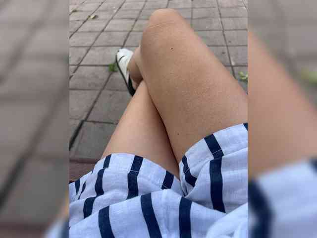 Karolina_Milf webcam