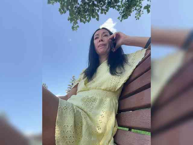 Karolina_Milf webcam