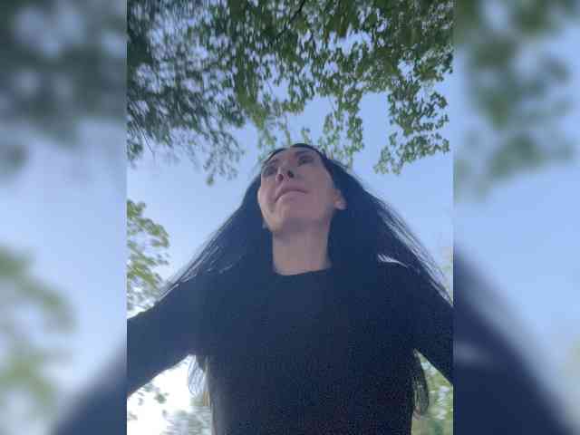 Karolina_Milf webcam