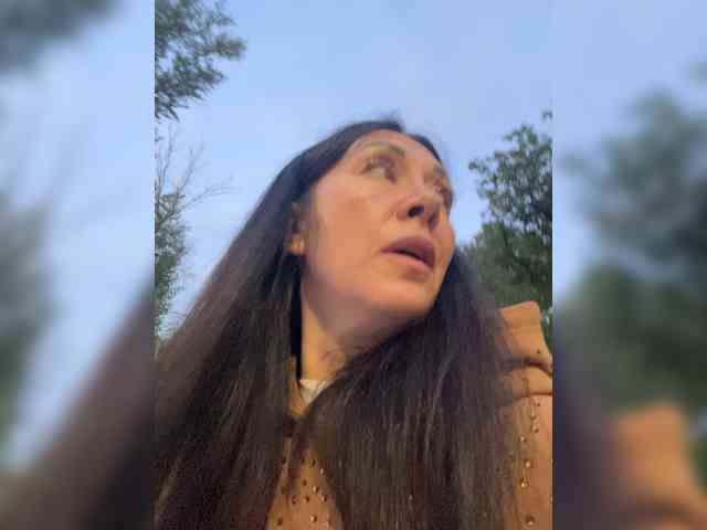Karolina_Milf webcam
