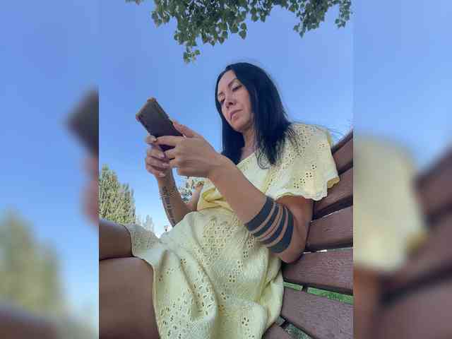 KarolinaMilf Sex Cam Show