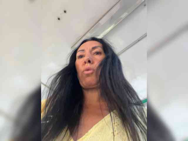 TRULIULIUSHA webcam