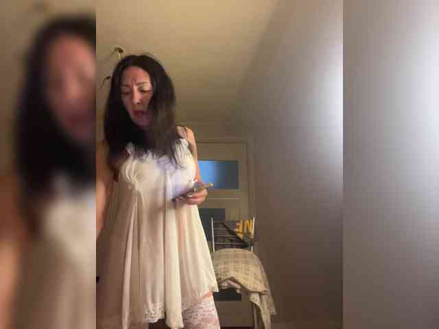 Karolina_Milf webcam