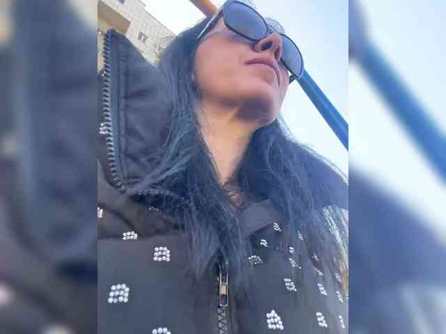 Karolina_Milf webcam