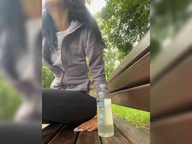KarolinaMilf Sex Cam Show