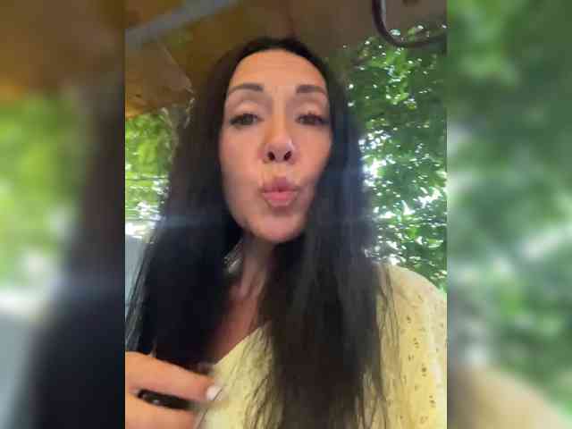 KarolinaMilf Sex Cam Show