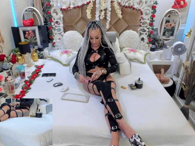 hotred69xxx live cam on BongaCams