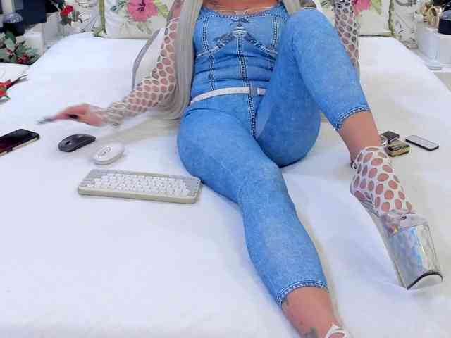 hotred69xxx webcam