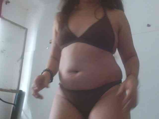 TinaSexy69 webcam