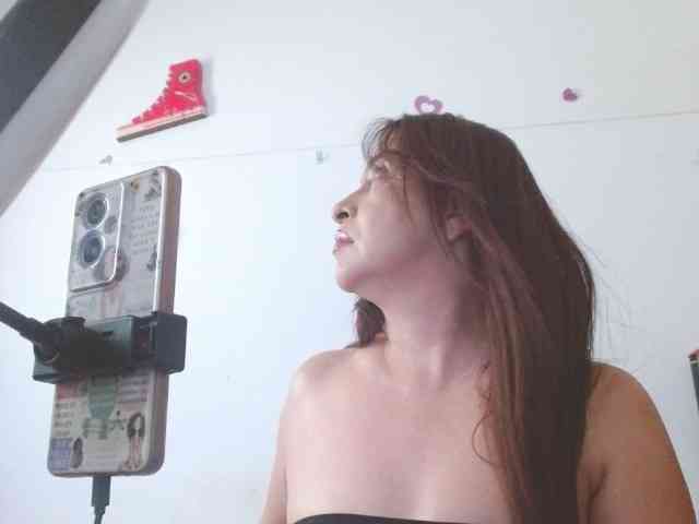 TinaSexy69 webcam