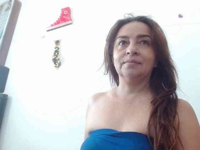 TinaSexy69 webcam
