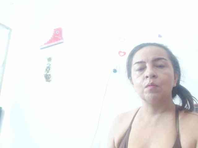 TinaSexy69 webcam