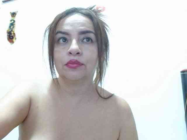 TinaSexy69 webcam