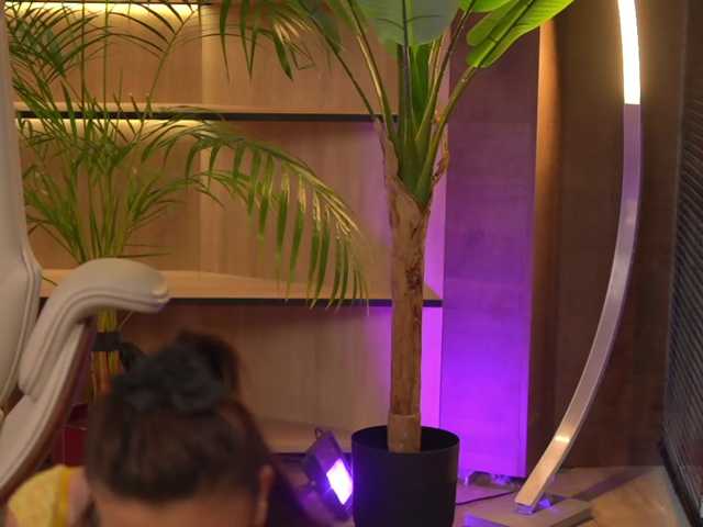OnlyNicolle live cam on BongaCams