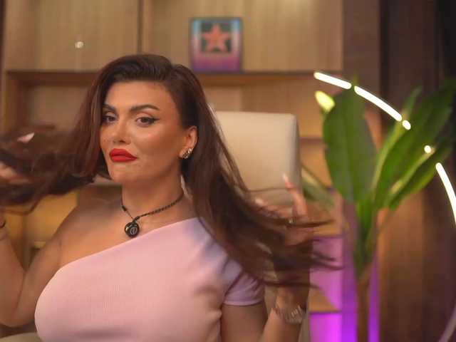OnlyNicolle live cam on BongaCams