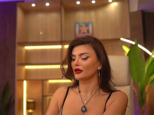 OnlyNicolle live cam on BongaCams