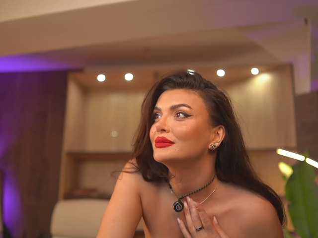 OnlyNicolle live cam preview