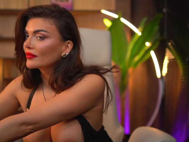OnlyNicolle live cam preview