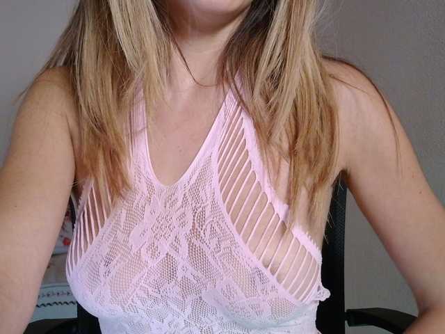 slady-pretty live cam on BongaCams