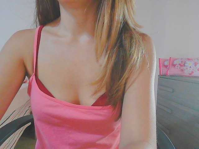 slady-pretty live cam on BongaCams
