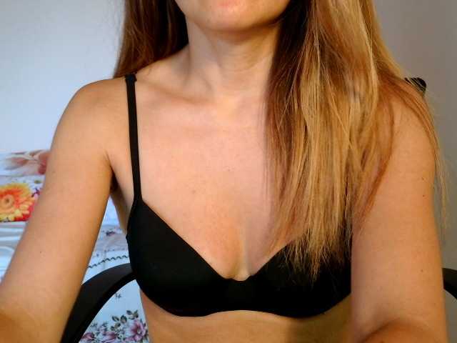 slady-pretty live cam on BongaCams