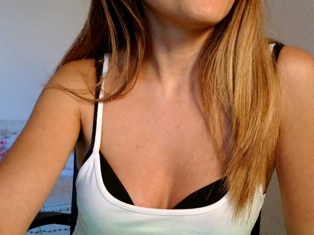 slady-pretty live cam on BongaCams