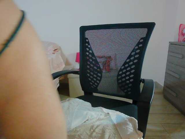 slady-pretty live cam on BongaCams