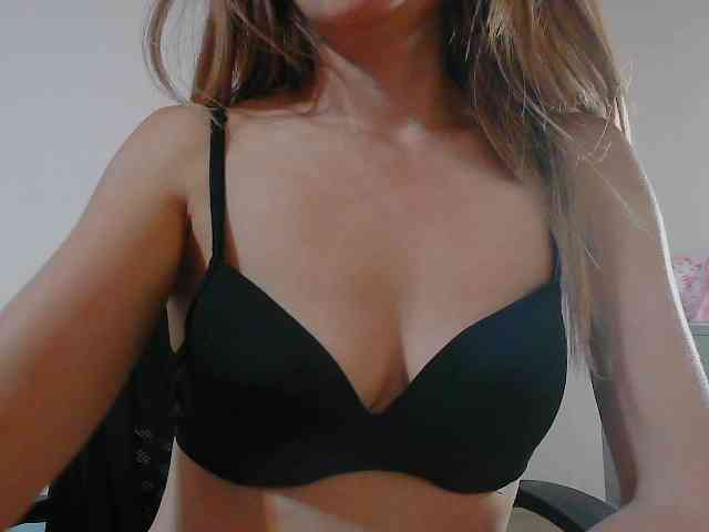 itspeachglow webcam