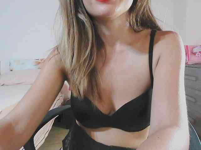 Modella: itspeachglow