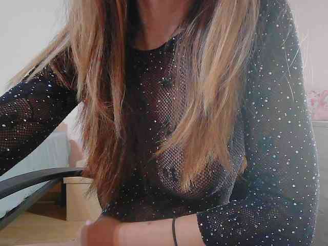 Modella: itspeachglow