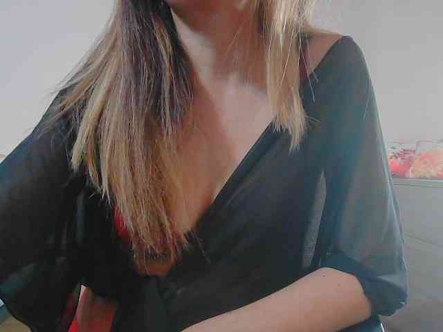 Modella: itspeachglow