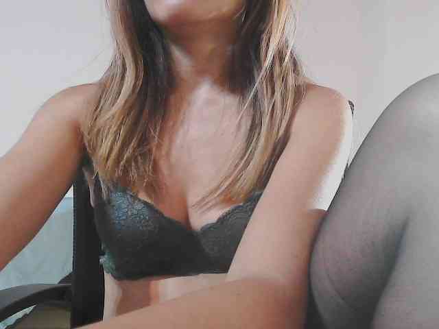 Modella: itspeachglow