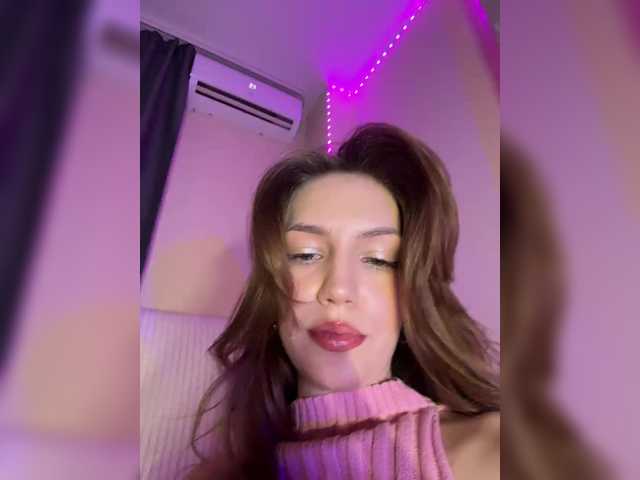Kyrymi live cam on BongaCams
