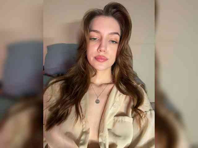 AnyaCeleste webcam