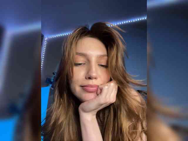 AnyaCeleste webcam