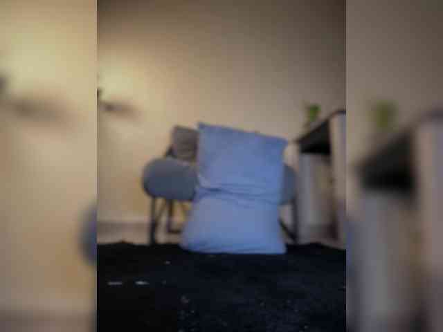 AnyaCeleste webcam