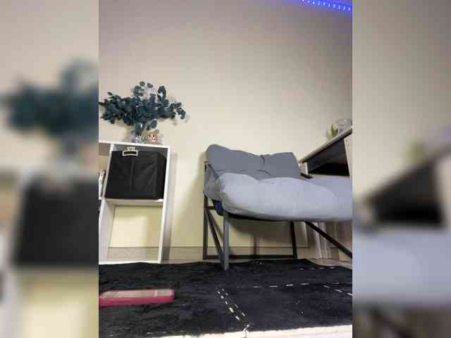 Модель: AnyaCeleste