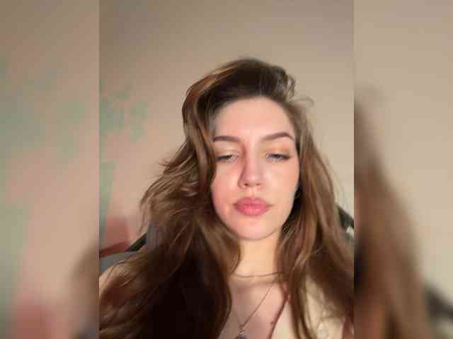 AnyaCeleste webcam