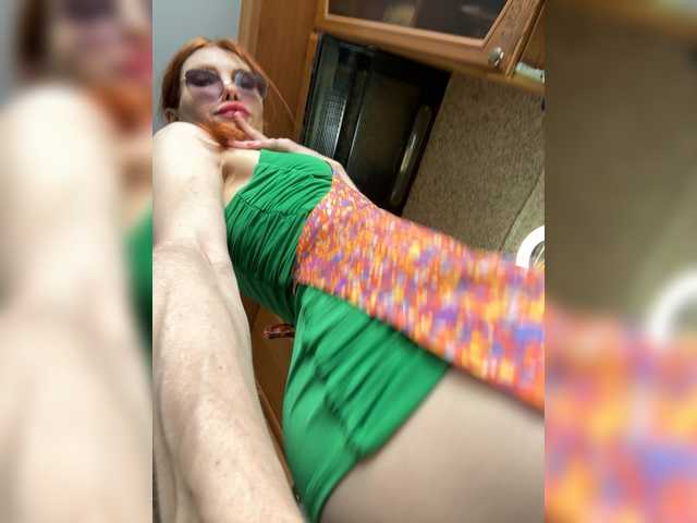 Magic-Alice live cam on BongaCams