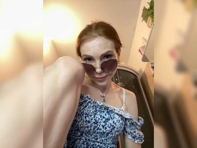 Magic-Alice live cam on BongaCams