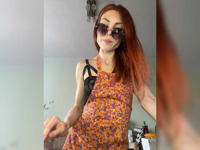 Magic-Alice, live now on BongaCams