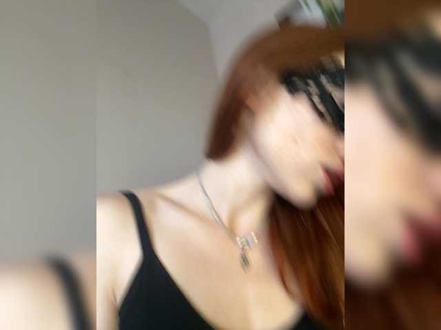 Magic-Alice live cam on BongaCams