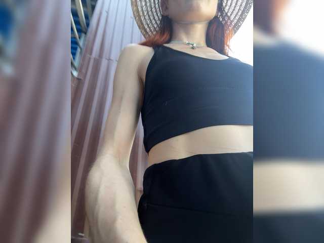 Magic-Alice live webcam show