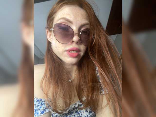 Magic-Alice live cam on BongaCams