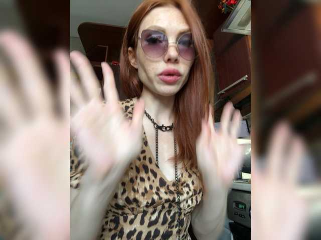 Magic-Alice live cam on BongaCams