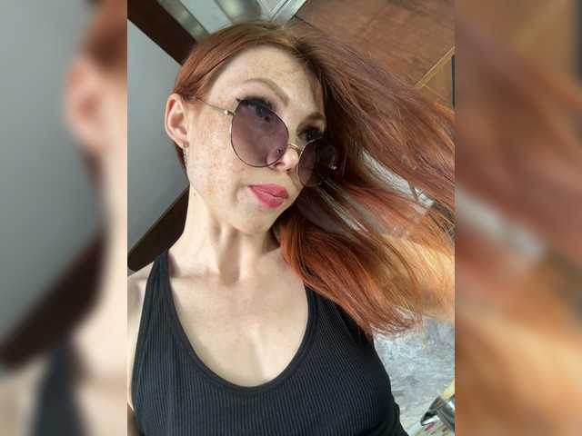 Magic-Alice live cam on BongaCams