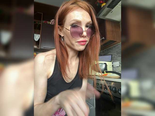Magic-Alice live cam on BongaCams