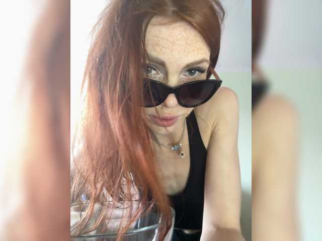Magic-Alice live webcam show