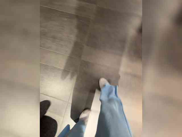 Golden_flower's cam show statistics and live stream